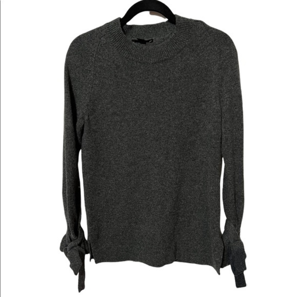 Ann Taylor Gray Long Sleeve wool and Cashmere Blend Size XS
